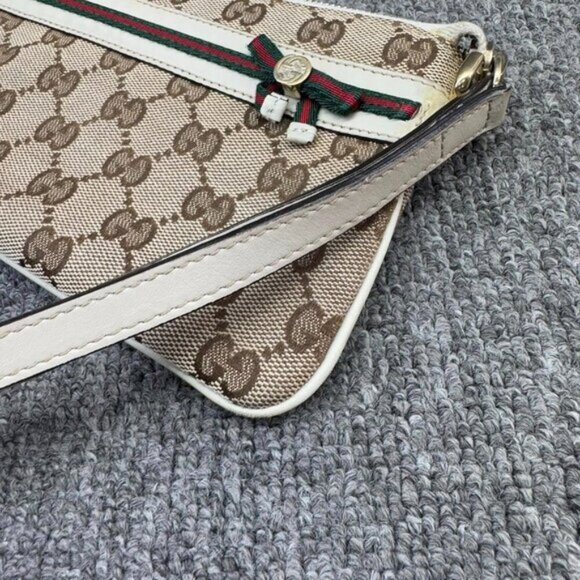 Gucci GG Leather Wristlet Bag 173-020425 - Picture 6 of 10